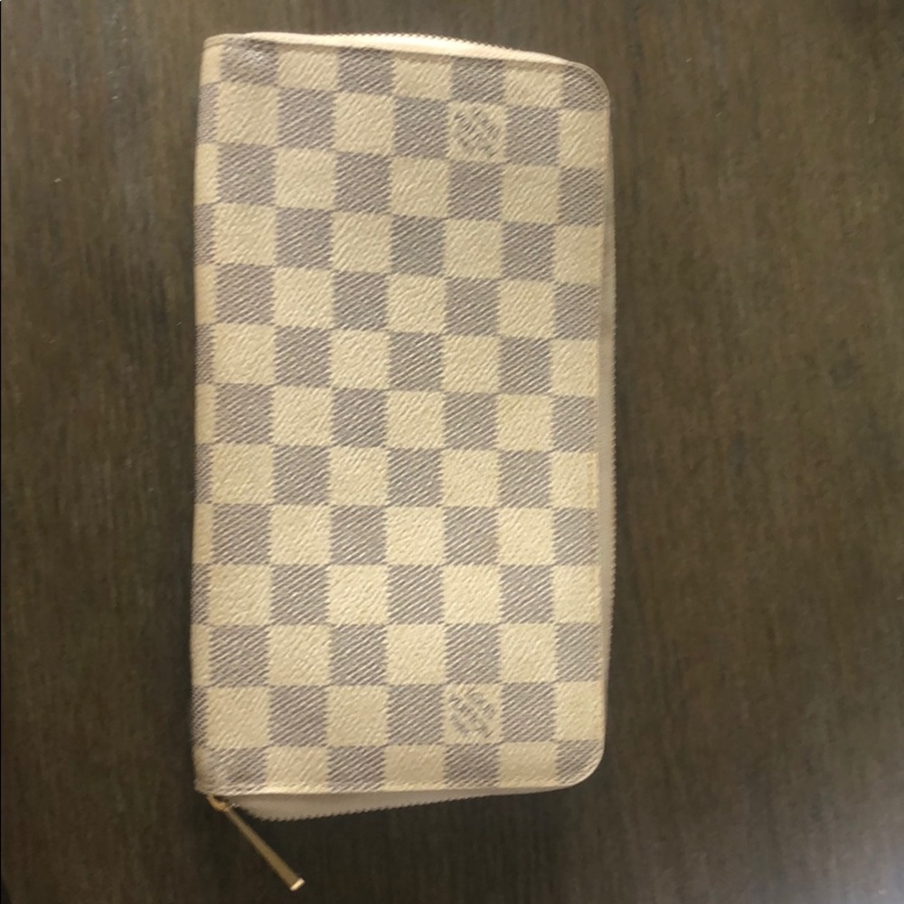Authentic Louis Vuitton wallet